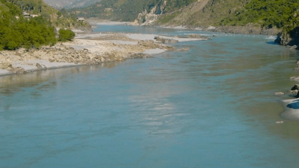 The IWT arbitrated by the World Bank gives control over three eastern rivers – the Beas, Ravi and Sutlej – to India. (Photo Courtesy: Twitter/<a href="https://twitter.com/faryaalshakeel/status/780665337217810433">@faryaalshakeel</a>)