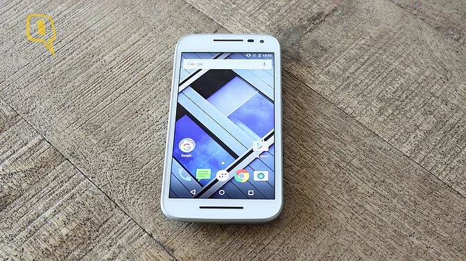 Moto G Turbo is the affordable option. (Photo: <b>The Quint</b>)