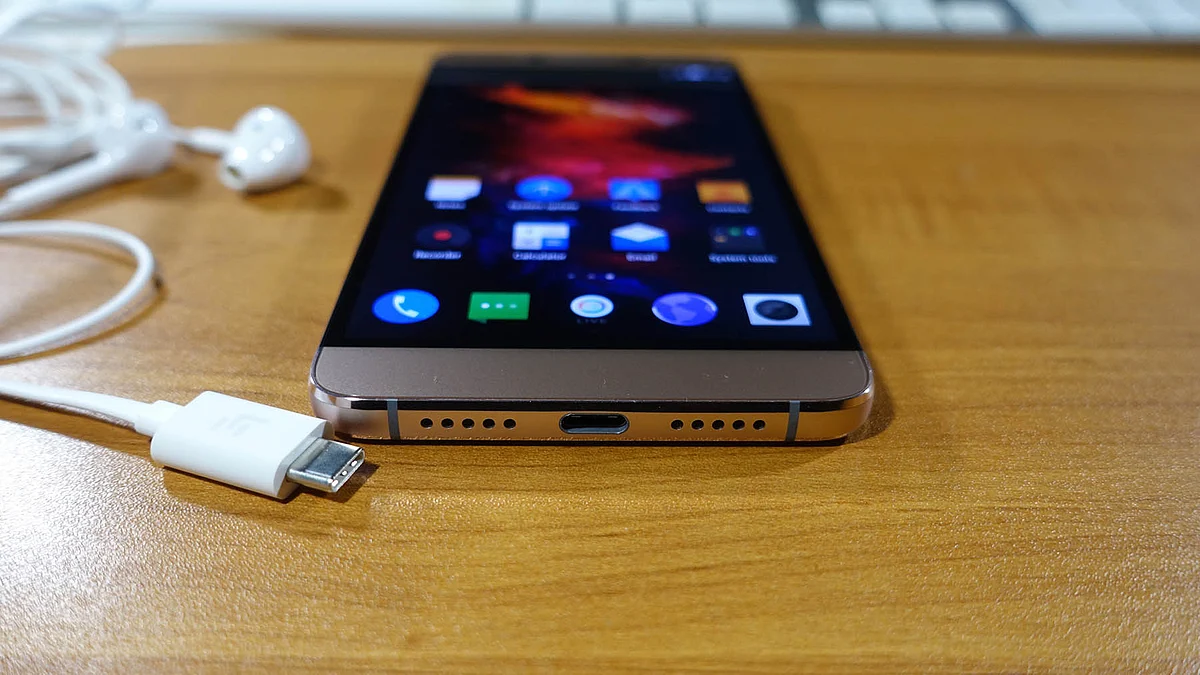 LeEco Le Max 2. (Photo: <b>The Quint</b>)