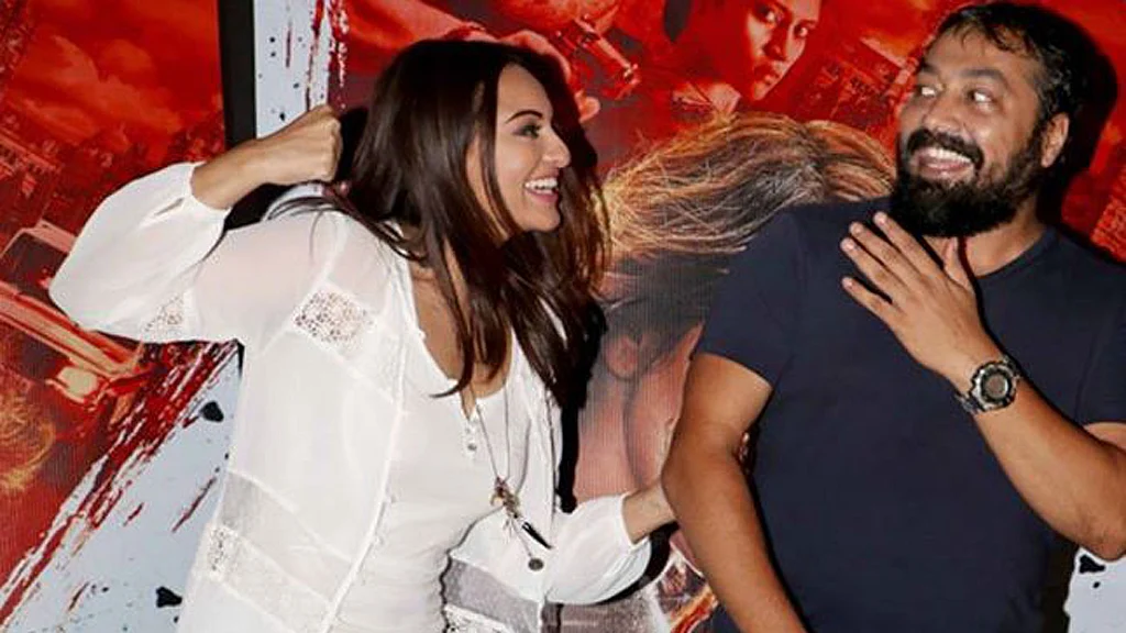 Sonakshi Sinha and Anurag Kashyap at a promotional event. (Photo Courtesy: Twitter/<a href="https://twitter.com/sonakshisinha">@sonakshisinha</a>)