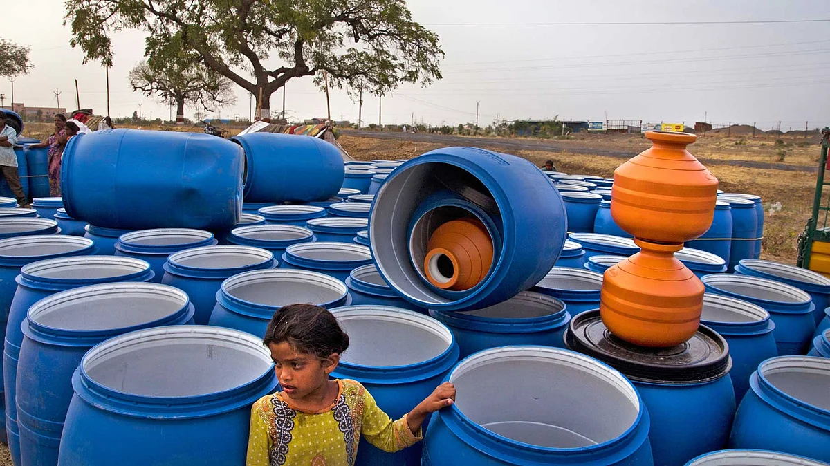 With most borewells in neighbouring districts going dry, water can manufacturers said the price per can is most likely to increase by a maximum of Rs 3.