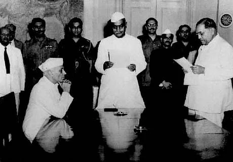 Pandit Nehru, Rajendra Prasad and Dr Ambedkar. (Photo courtesy: navayan.com)