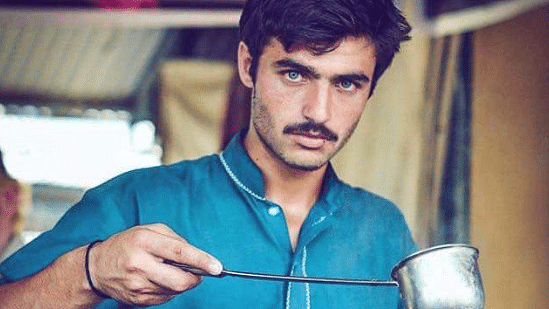 Would Arshad Khan have gotten as much fame if he were a brown-eyed boy? Or tall, dark and handsome? (Photo Courtesy: Twitter <a href="https://twitter.com/Albatrouz_">@Albatrouz_</a>)
