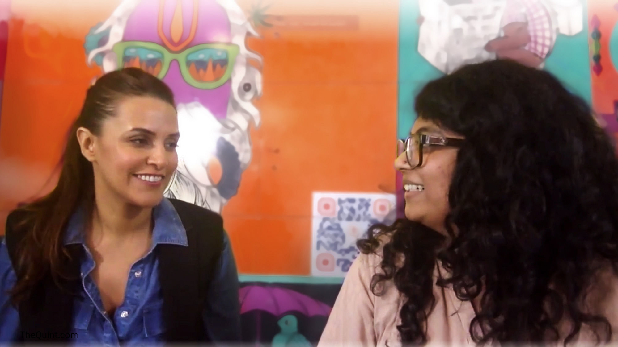 Neha Dhupia in conversation with The Quint. (Photo: The Quint)