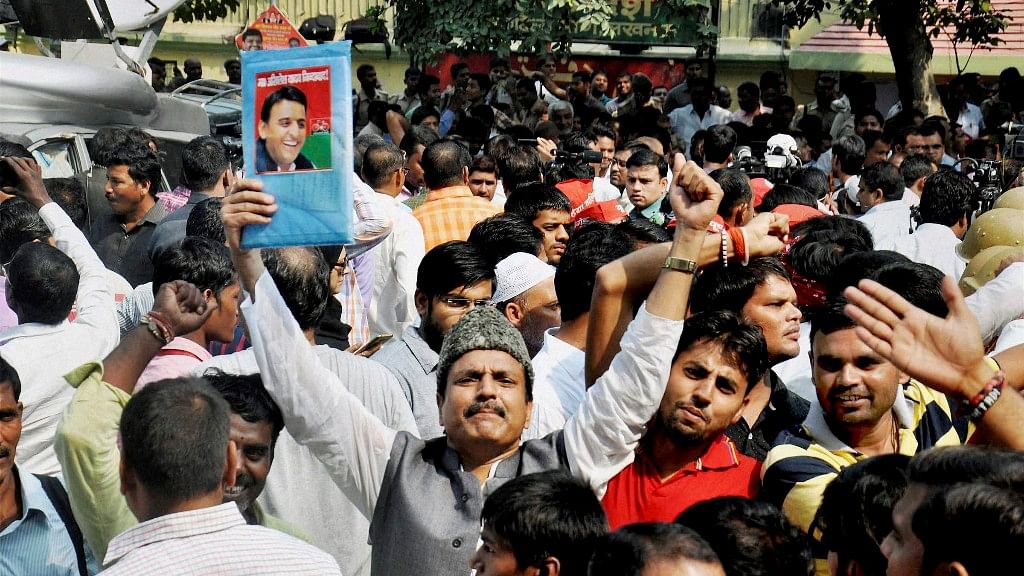 Akhilesh hopes to make the most of  SP family feud by portraying himself as a martyr,   writes Sharad Gupta.