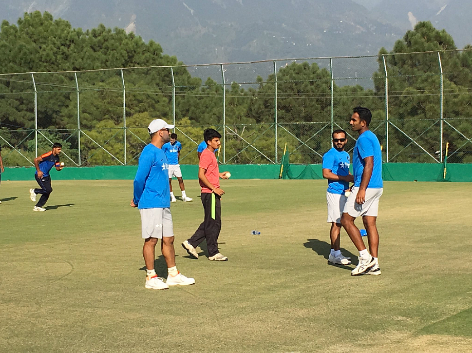 (Photo Courtesy: <a href="https://twitter.com/BCCI/status/786871588520026112">Twitter/BCCI</a>)