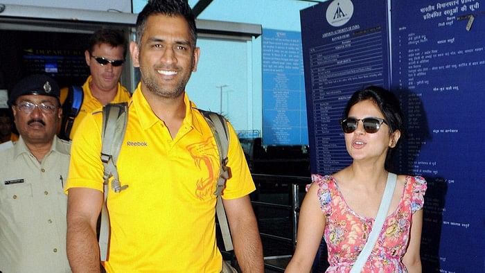 Chennai Super Kings MS Dhoni posted a picture with wife Sakshi after winning the IPL match against KKR.