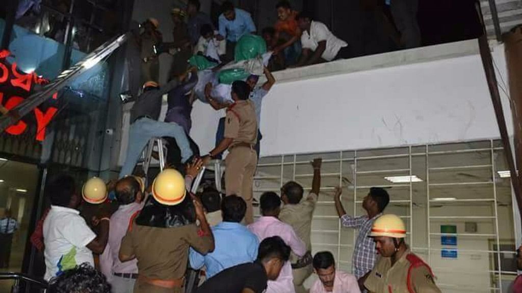 20 people were killed and 50 injured after a fire broke out on Monday night in Bhubaneswar’s SUM hospital. (Photo courtesy: Bhakt B Rath)