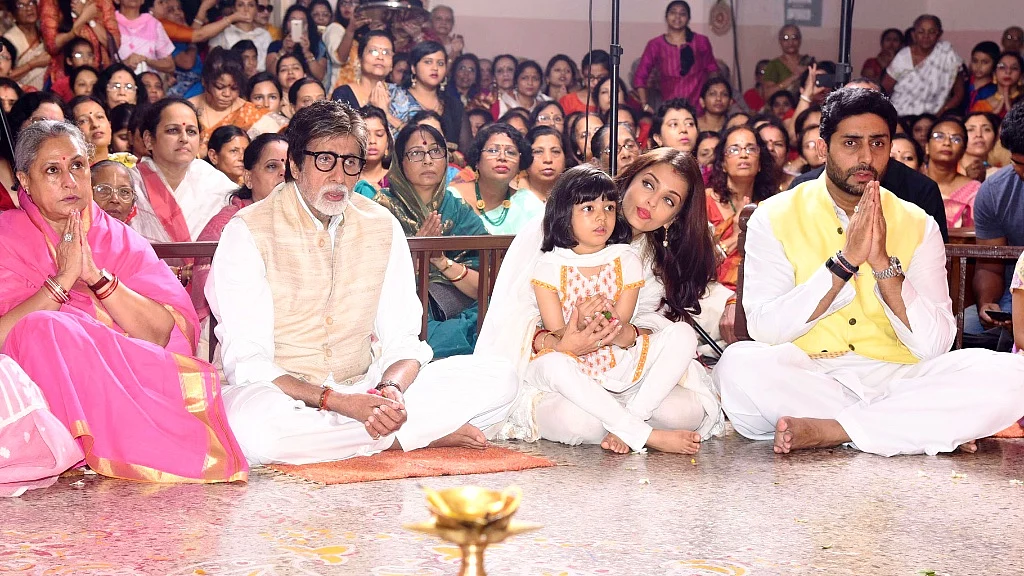 Jaya Bachchan, Amitabh, Aaradhya, Aishwarya and Abhishek at a Durga Puja pandal in Mumbai. 
