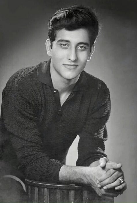 A rare photograph of a young Vinod Khanna. (Photo Courtesy: Twitter)