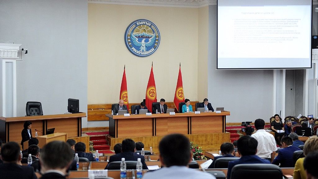 On 19 October, members of the Kyrgyz parliament queried the exact location of the Constitution’s original copy. (Photo: <a href="http://www.gov.kg/">www.gov.kg</a>)