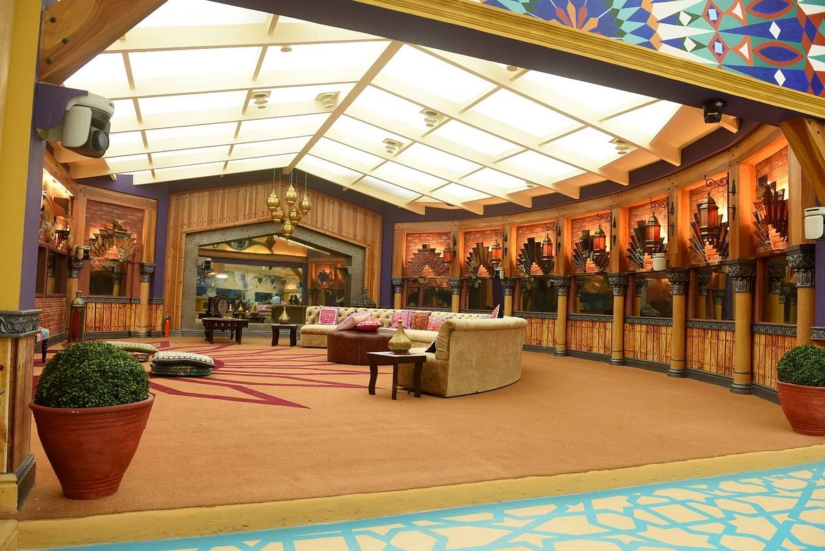 Bigg Boss house gets a royal touch, take a look at the pictures.