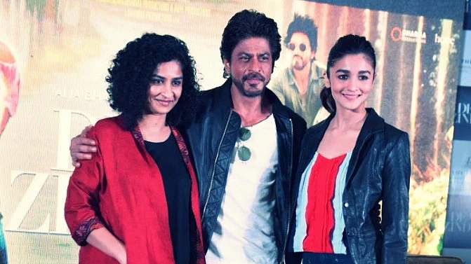 Gauri Shinde, Shah Rukh Khan and Alia Bhatt at a promotional event for <i>Dear Zindagi</i>. (Photo: Yogen Shah)