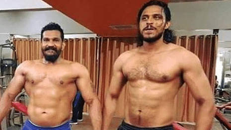 Kannada actors Raghava Uday and Anil drowned near Bengaluru after jumping into a lake from a helicopter. (<a href="https://twitter.com/sabinkv/status/795601803660300289/photo/1?ref_src=twsrc%5Etfw">Twitter/@sabinkv)</a>