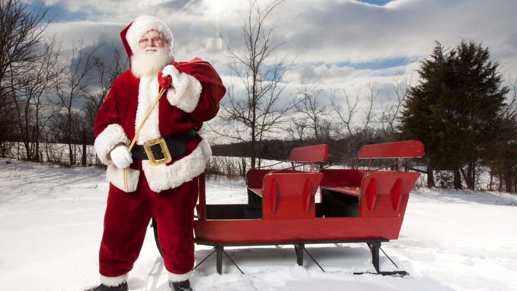 Santa Claus Advocates Medical Marijuana After North Pole Bans Sale