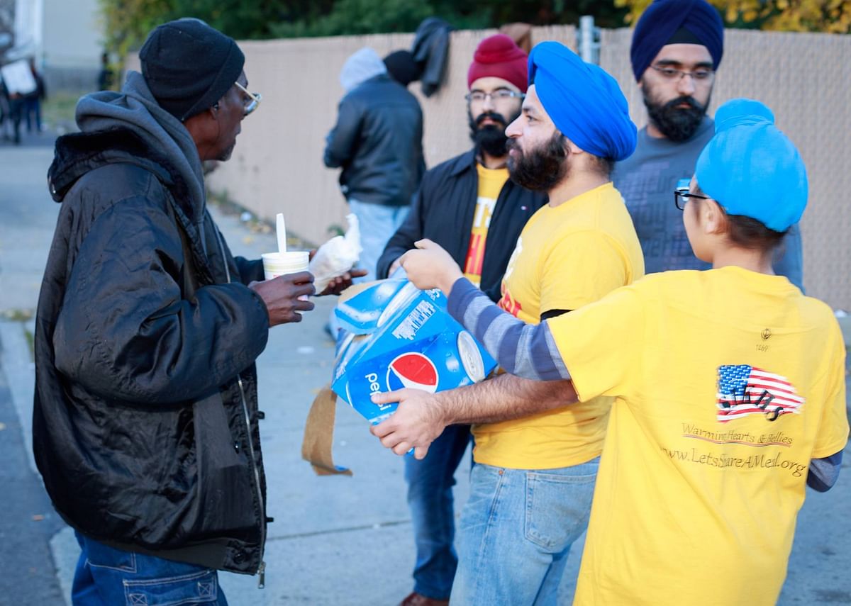 ‘Let’s Share a Meal’ was an event organised by the Sikh community in New Jersey to give food to the homeless.