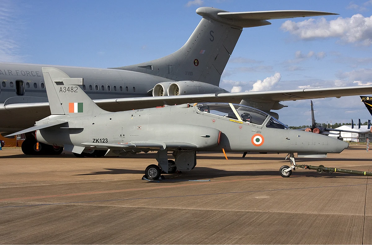 Indian Air Force signed a £2.1 billion deal with BAE Systems for Hawk planes, with Rolls Royce as their engine manufacturers. (Photo courtesy: <a href="https://upload.wikimedia.org/wikipedia/commons/b/b6/Indian_Air_Force_BAE_Systems_Hawk_132_Lofting-1.jpg">Wikipedia Commons</a>)