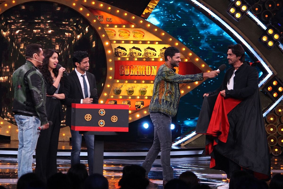 Salman Khan brings special Kheechad for his beloved contestants in season 10.
