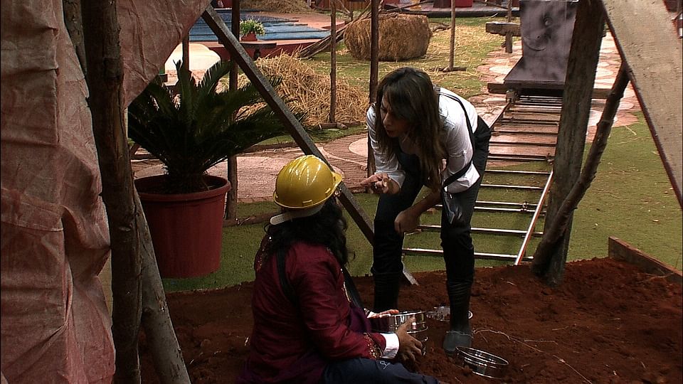 Will Lopa sacrifice her friendship with Rohan to win the task?