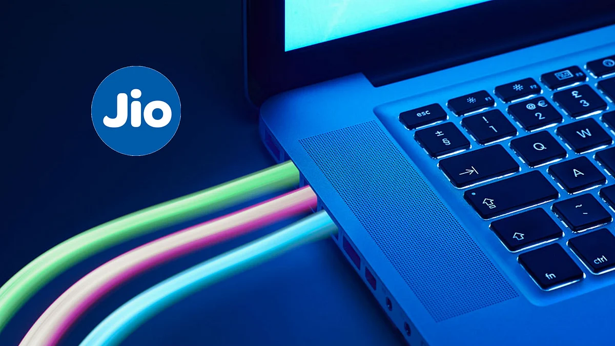 Jio will soon provide fast internet not only for mobile but your desktop PCs as well.