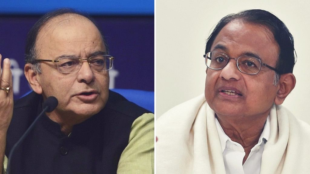 Finance Minister Arun Jaitley (L) and P Chidambaram (R). (Photo: Altered by <b>The Quint</b>)