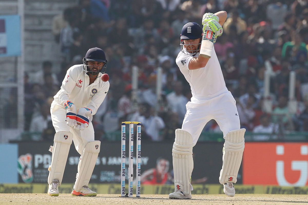 India beat England by an innings and 36 runs in the 4th Test. The home team take a 3-0 lead in the 5-match series.