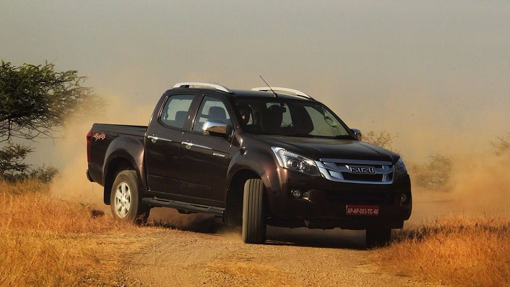 There is almost no terrain that the Isuzu D-Max V-Cross 4×4 can’t be driven on. (Photo Courtesy: <a href="https://www.motorscribes.com/reviews/the-isuzu-d-max-v-cross-4x4-adventure-unlimited-review">Motorscribes</a>) 