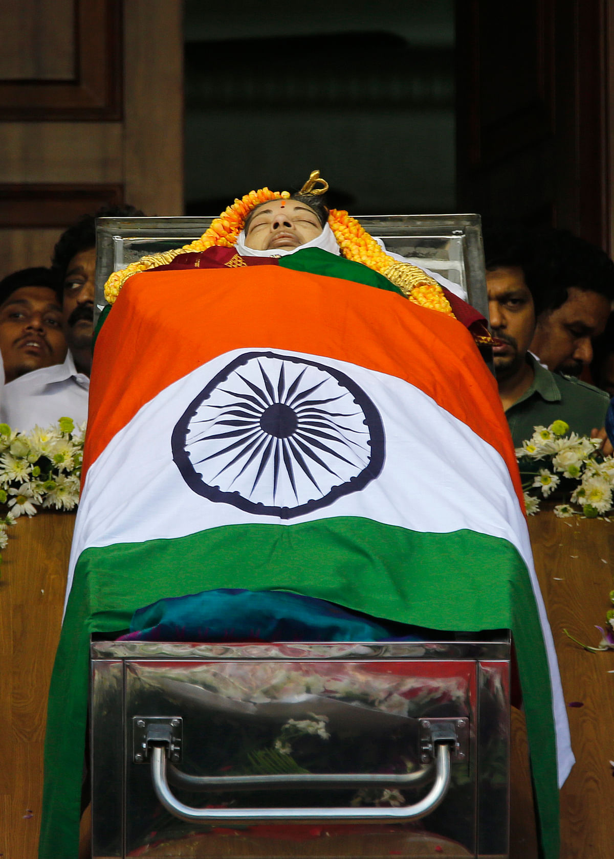 Jayalalithaa declared her political intent during MGR’s funeral at Rajaji Hall, by placing herself at his head.