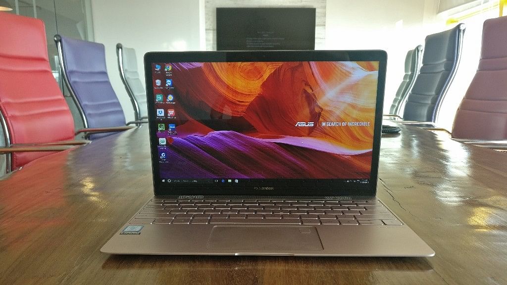 Asus ZenBook 3 is a high-end MacBook competition. (Photo: <b>The Quint</b>)