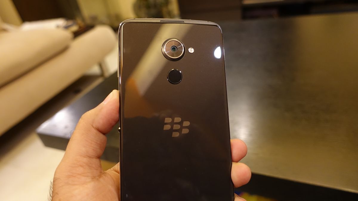 This is a BlackBerry one can recommend to the average consumer and business user alike.