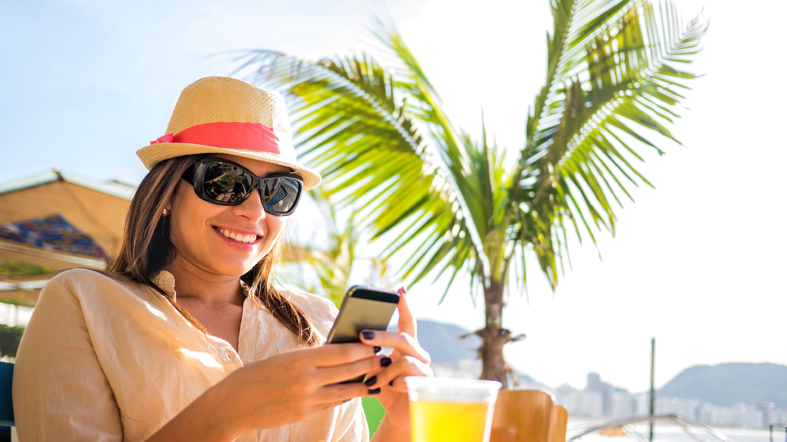 

Set up your digital wallet, and go take that vacation. (Photo: iStock)