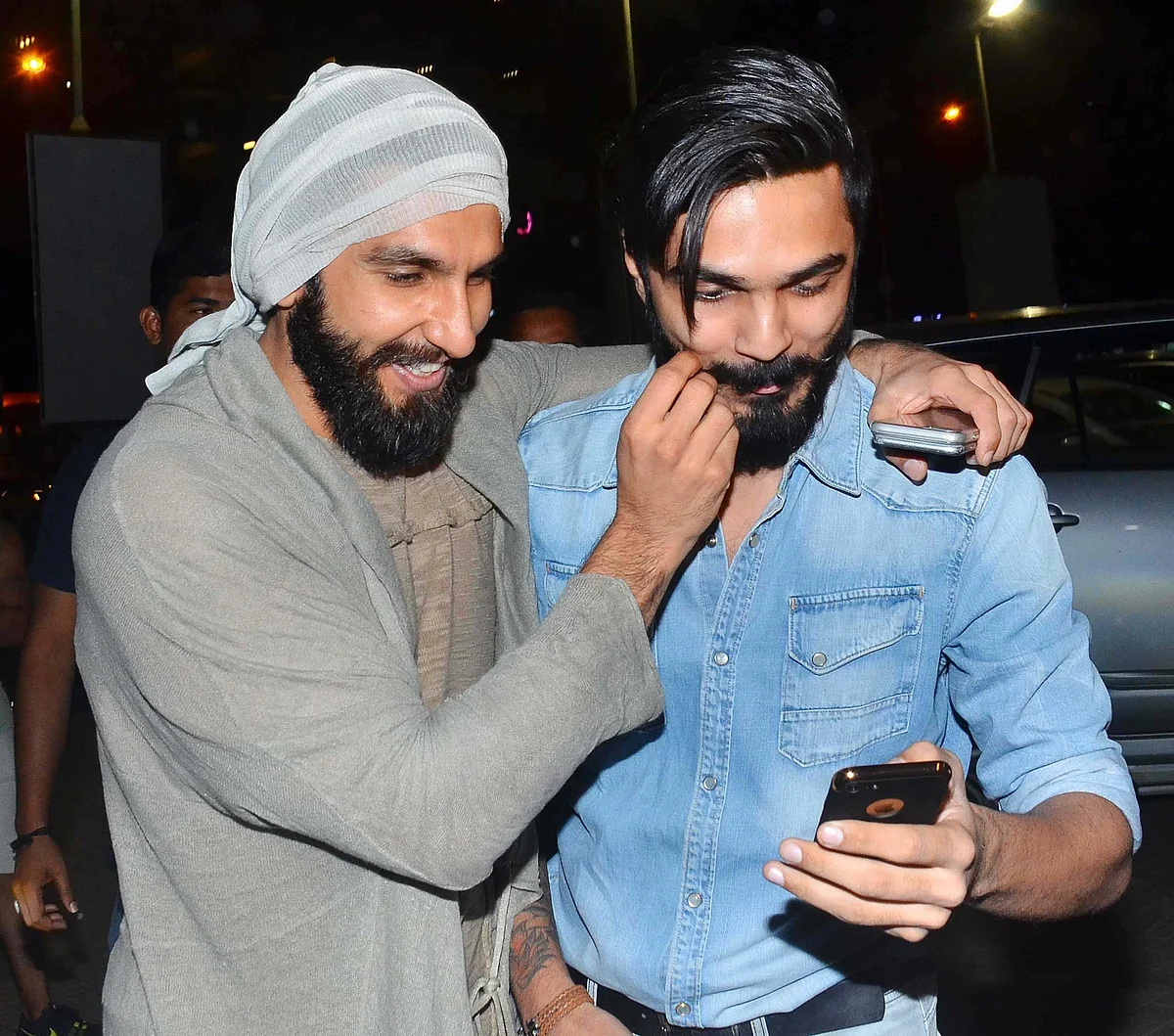 Ranveer takes a selfie with a fan. (Photo: Yogen Shah)