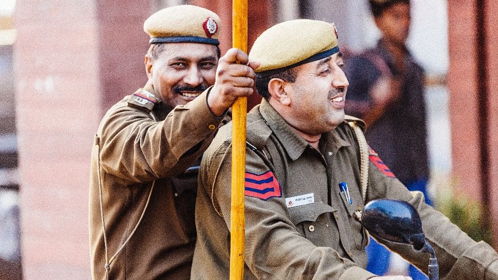 Extrajudicial police force in the form of ‘Police Mitra’ may not help in curbing Delhi crime. (Photo: iStock)