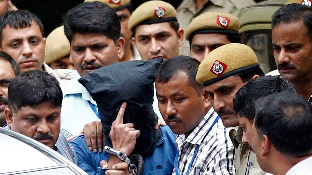 

File photo of Indian Mujahideen operative Yasin Bhatkal being escorted by the police.(Photo: Reuters)