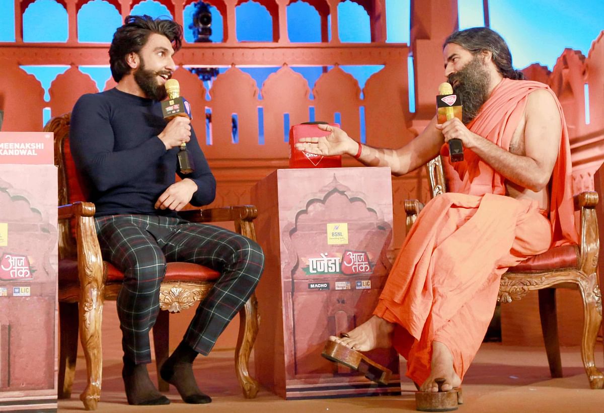 These Ranveer Singh - Baba Ramdev pics will make your day.