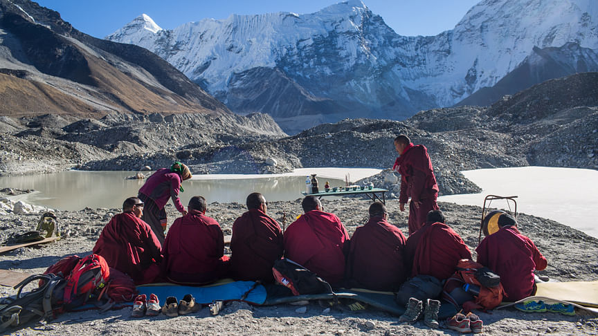 Local monks perform religious rituals during the completion ceremony of the much-awaited project to drain Imja Lake on the 23 November 2016. (Photo Courtesy: The Third Pole/Nabin Baral)
