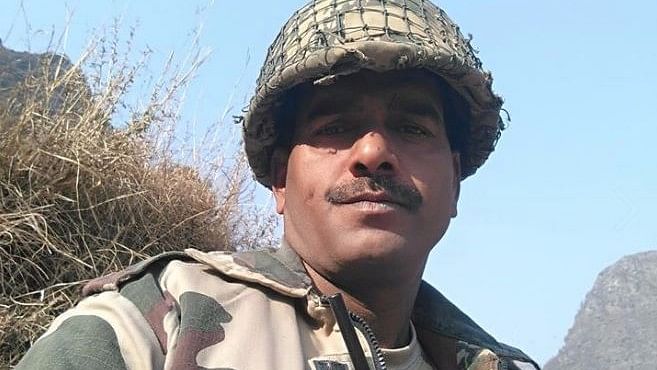 

BSF Jawan Tej Bahadur Yadav. (Photo Courtesy: Facebook/<a href="https://www.facebook.com/rohitkumar.yadav.75457">@Tej Bahadur Yadav</a>)