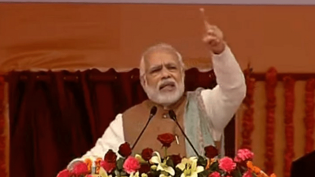 Prime Minister Narendra Modi addressing a rally in Lucknow. (Photo Courtesy: Twitter/<a href="https://twitter.com/BJP4India/status/815854408512569344">@BJP4India</a>)
