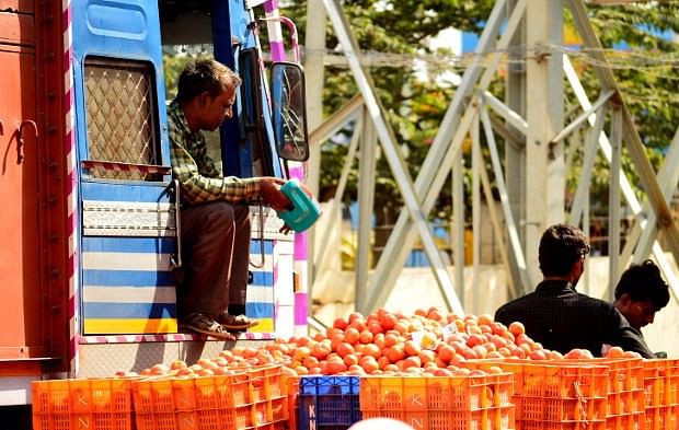 

Tomato farmers in Karnataka and Tamil Nadu were the worst hit, with prices falling 60-85%. 