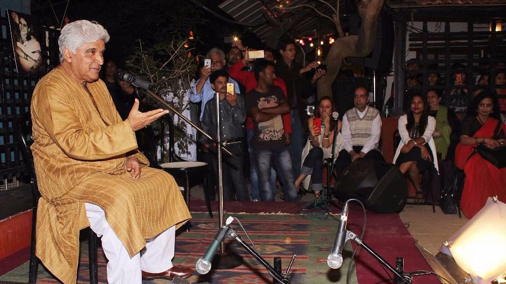 Javed Akhtar dedicates <i>Ajeeb Aadmi Tha Woh</i> to Kaifi Azmi. (Photo: Yogen Shah)