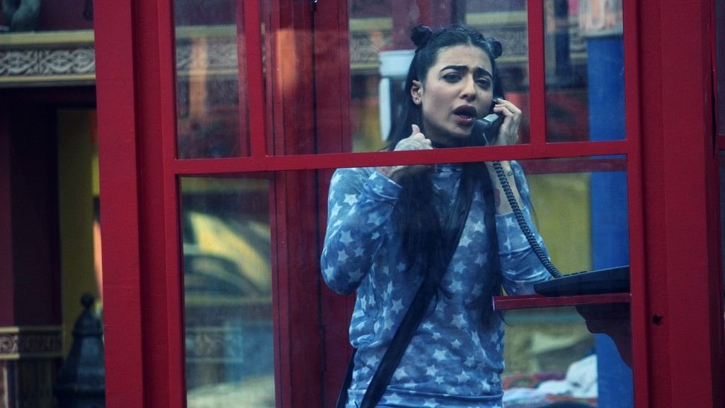 Bani yells at Lopa in the BB Call Centre task. (Photo courtesy: Colors TV)