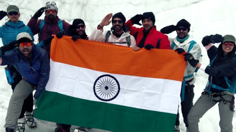 The <i>Salute Siachen </i>team celebrates with the Indian flag at the end of the mission. (Photo courtesy: Eros Now)