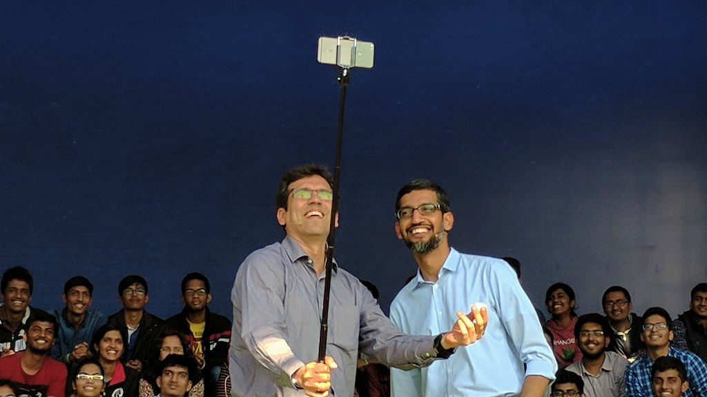 Sundar Pichai entertained a number of selfie requests during his visit to the IIT Kharagpur campus. (Photo: <b>The Quint</b>)