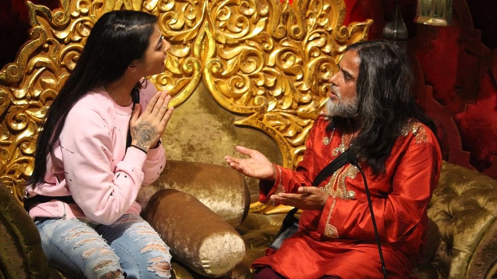 Bani J and Swami Om bicker in the house. (Photo Courtesy: ColorsTV)