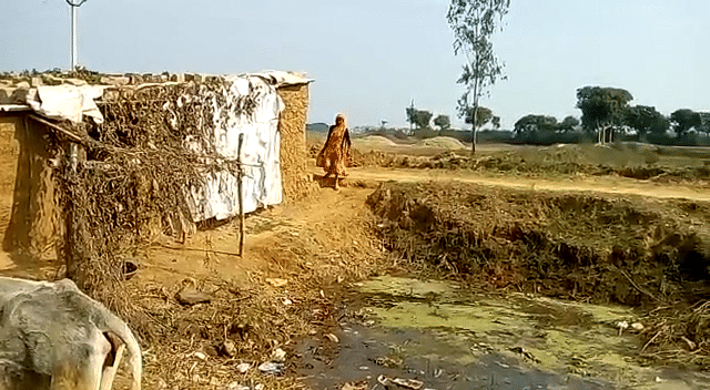 Lack of Toilets Has Left Sonbhadra Villagers in a Lurch 