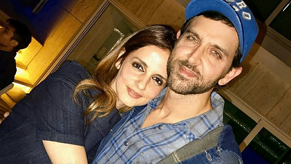 Hrithik Roshan with Suzanne Khan at the party. (Photo courtesy: <a href="https://www.instagram.com/p/BPiiSfuD1BR/?taken-by=suzkr&amp;hl=en">Instagram/ @suzkr</a>)