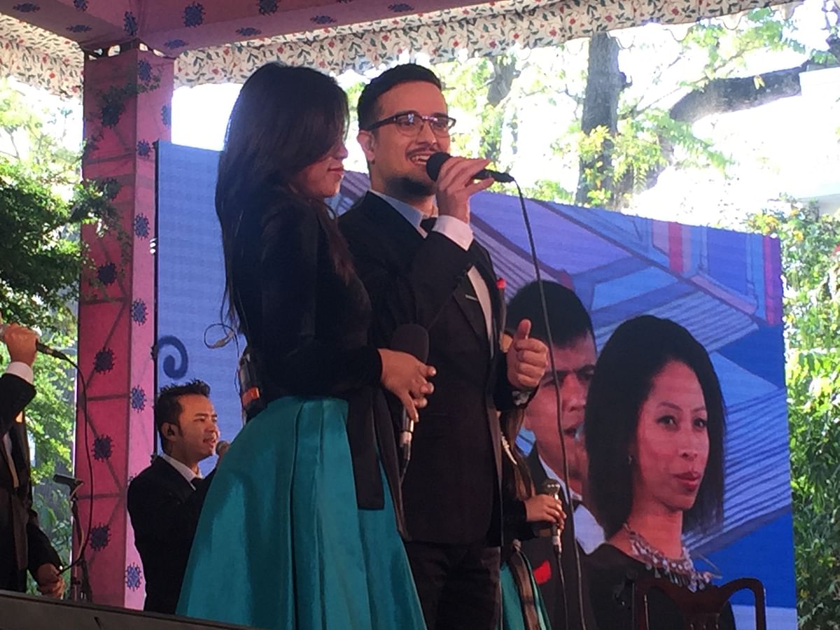 JLF is back with its 10th edition. And Shillong Chamber Choir graced the fest with their musical start.