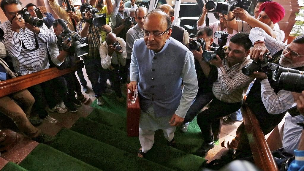 Last year, Finance Minister Arun Jaitley presented the Union Budget for the 2016-17 financial year on 29 February. (Photo: Reuters)