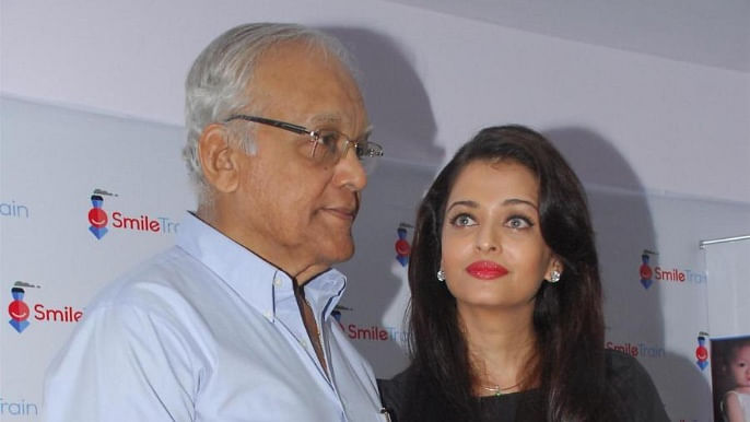 Aishwarya Rai Bachchan and her father Krishnaraj Rai at a charity event. (Photo: Yogen Shah)