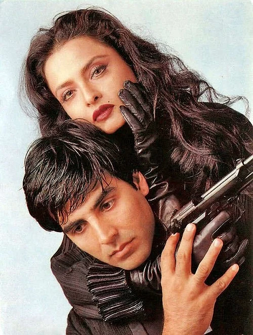 Rekha and Akshay Kumar in a publicity still for <i>Khiladiyon Ka Khiladi.</i>